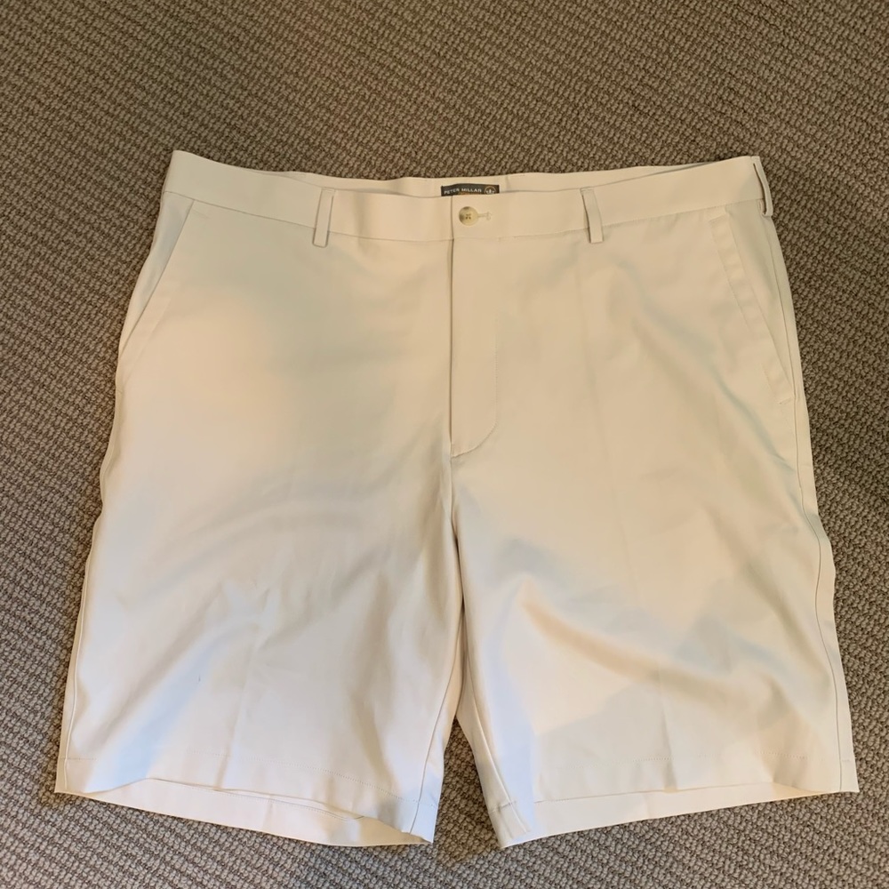 Peter Millar Performance Shorts Tan size 40